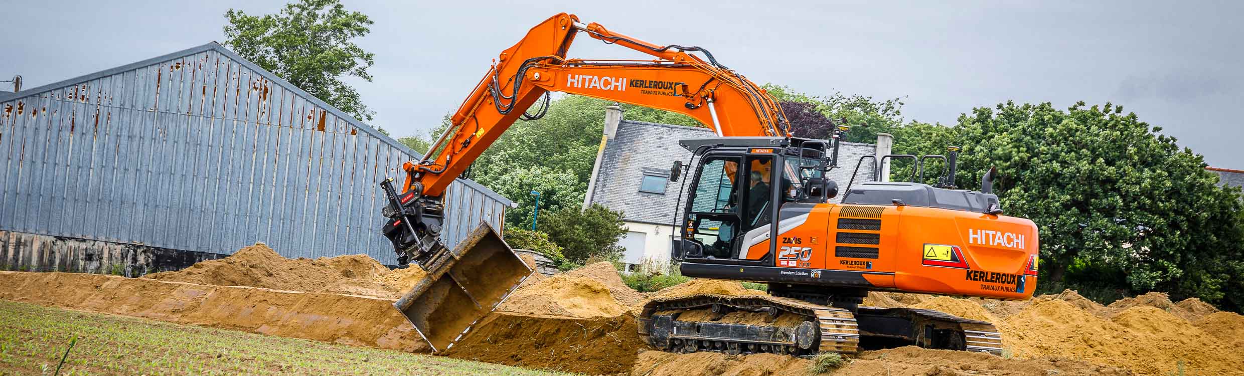 first-hcme-customised-solutions-zaxis-7-excavatorHeader
