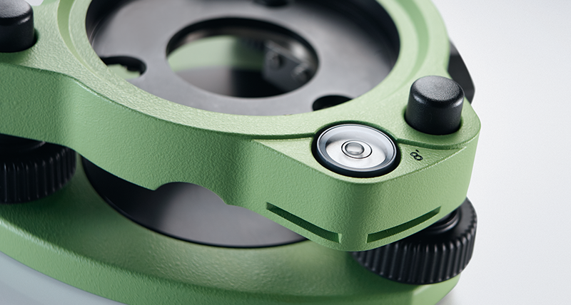 Immagine della copertina del catalogo degli accessori Leica Geosystems 2023